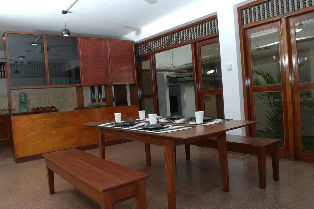 Lanka Hostel Colombo Buitenkant foto